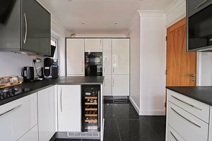 Kitchen- click for photo gallery